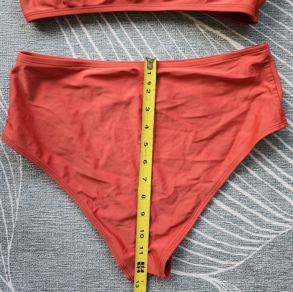 Cupshe twist top high waisted bikini - Picture 8 of 9